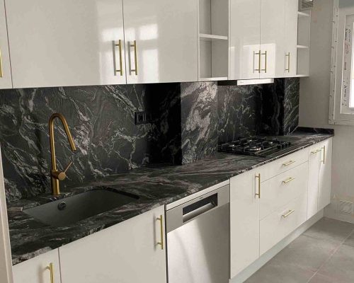 reforma de cocina Negro Imperial